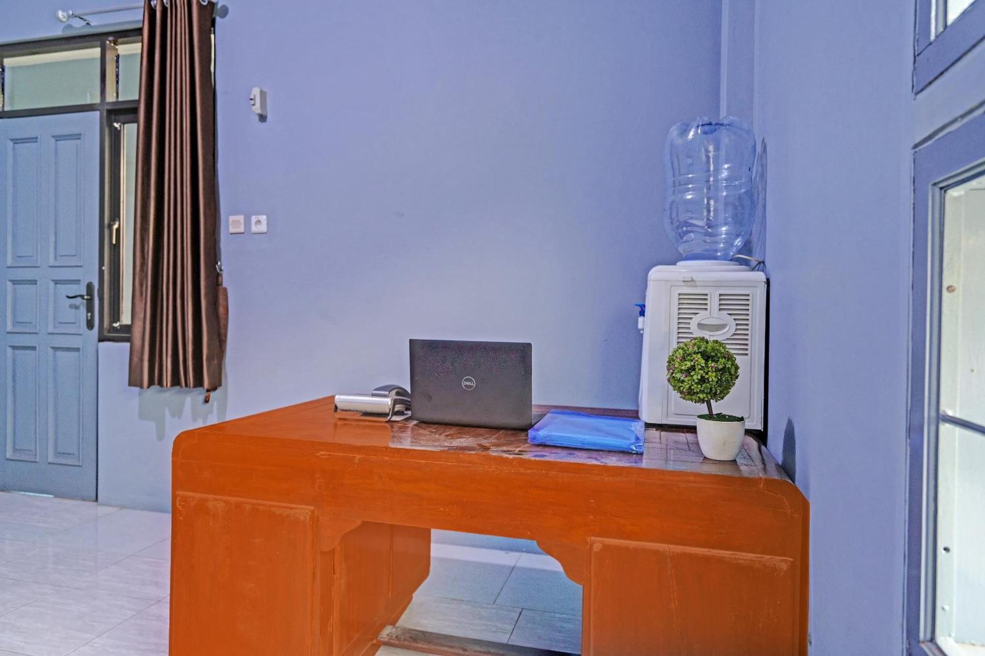 Oyo Life 91592 Aaliya Guest House Syariah Lebakwangi Bagian luar foto