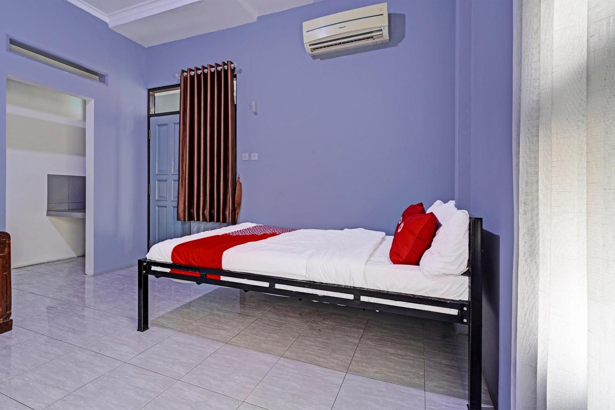 Oyo Life 91592 Aaliya Guest House Syariah Lebakwangi Bagian luar foto
