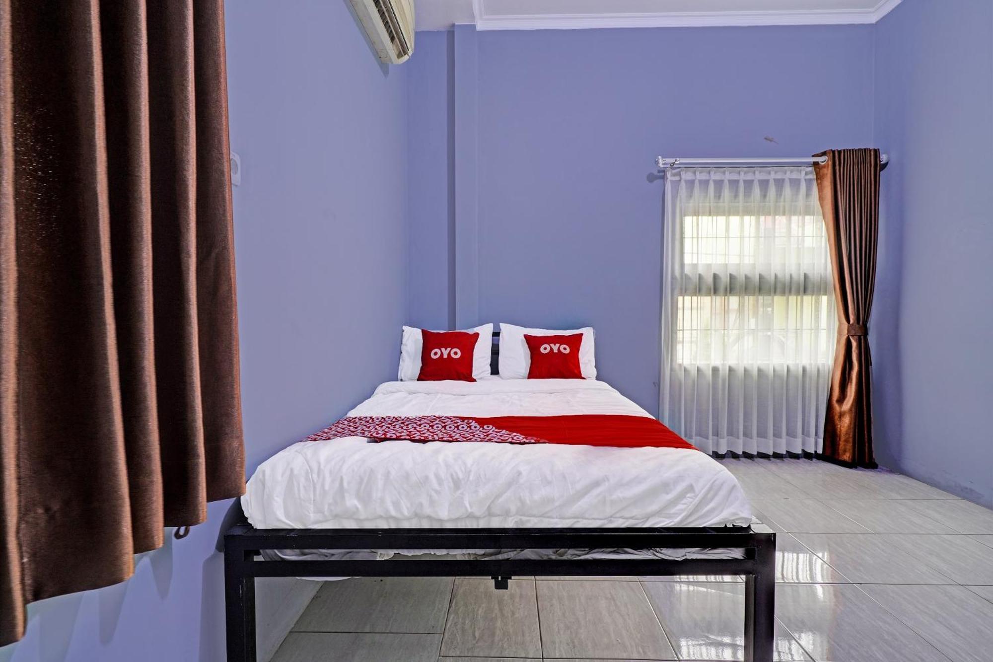 Oyo Life 91592 Aaliya Guest House Syariah Lebakwangi Bagian luar foto
